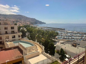 Center Marina view Blue Studio